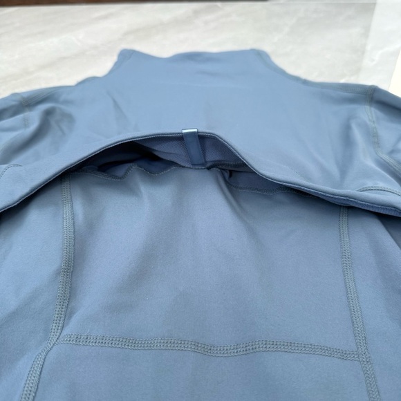 Women’s Define Zipper Jacket Ambika Collection Spandex Form Fitting Yoga Size 8 - Picture 12 of 16